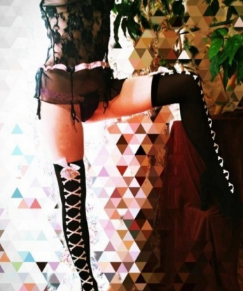 Стройная и гибкая брюнетка готова доставить тебе незабываемое наслаждение. Опыт и страсть подарят тебе море положительных эмоций! Звони, не стесняйся! 14285, 26 лет